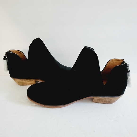 NEW Softwalk Rylee Black Suede Zipper Ankle & Booties Boots Size 6 - Picture 1 of 5